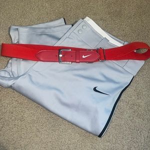 NEW NIKE BASEBALL PANTS AND NIKE BELT MENS XL.